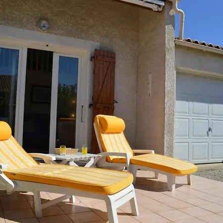 Holiday home Pavillon Climatise 6 Couchages, Terrasse, Garage, A 750m De La - St Pierre La - Fr-1-229d-379