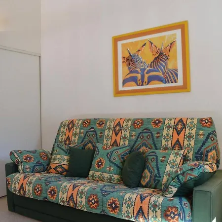 Pavillon Climatise 6 Couchages, Terrasse, Garage, A 750m De La - St Pierre La - Fr-1-229d-379