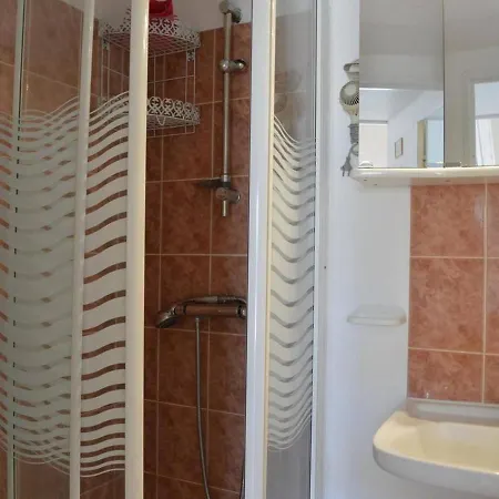 Holiday home Pavillon Climatise 6 Couchages, Terrasse, Garage, A 750m De La - St Pierre La - Fr-1-229d-379